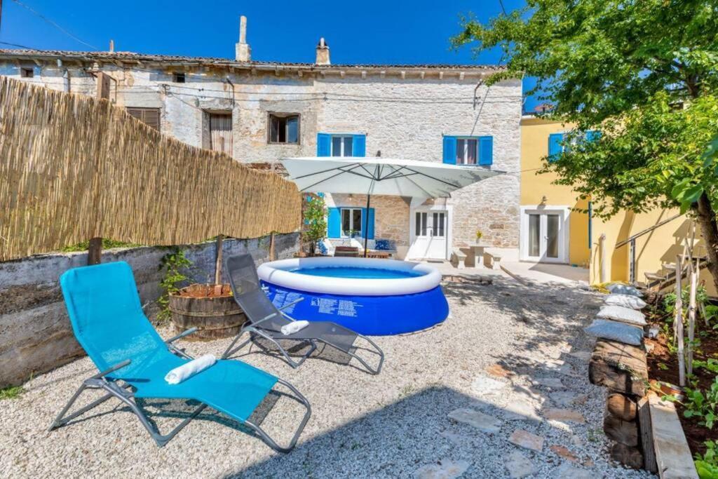 Villa Casa Di Pietra Matelici Divšići Exterior foto